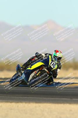 media/Dec-07-2024-CVMA (Sat) [[21c5f1ef85]]/Race 12-Supersport Middleweight/